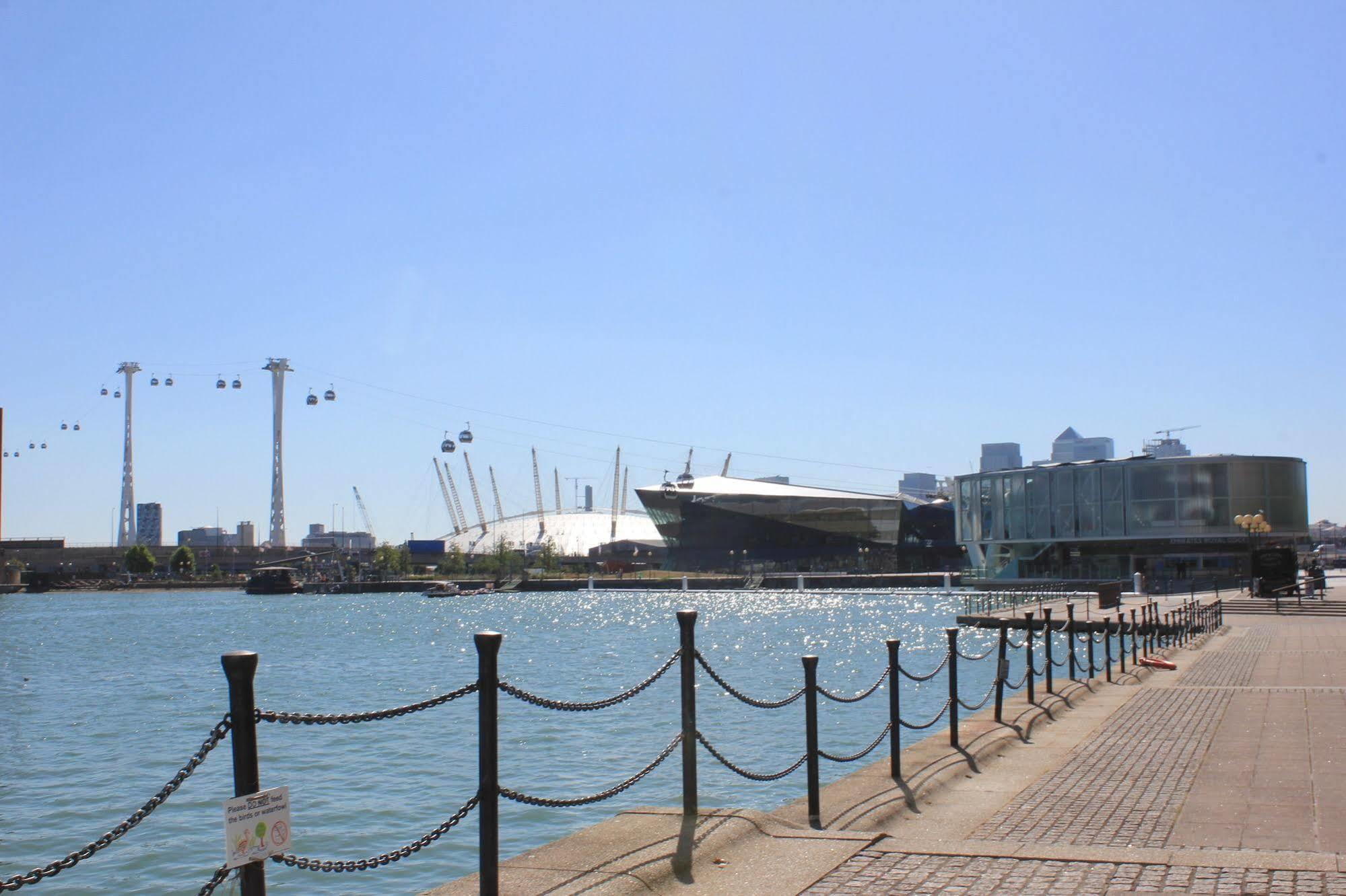 Royal Victoria Docks Daire Londra Dış mekan fotoğraf